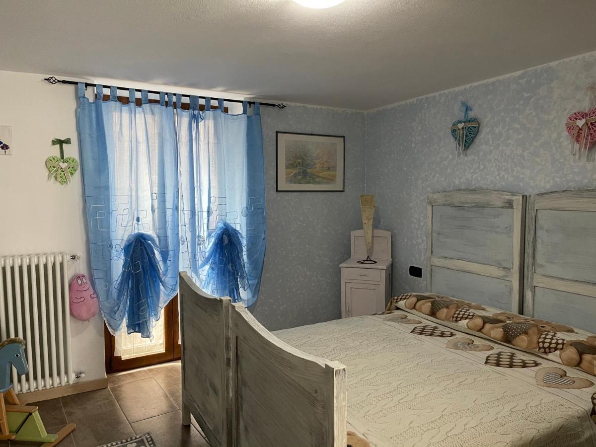 La Casa Di Pucci Nel Borgo Affrescato Di Parlasco Cortenova Exterior photo