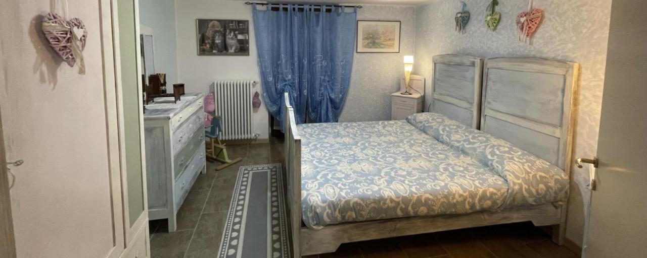 La Casa Di Pucci Nel Borgo Affrescato Di Parlasco Cortenova Exterior photo